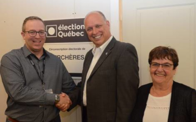 Campagne électorale dans Verchères: Stéphane Bergeron dépose son bulletin de candidature