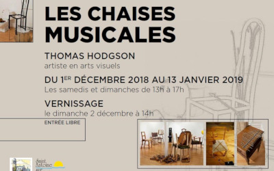 Saint-Antoine-sur-Richelieu: Exposition Les chaises musicales – Thomas Hodgson