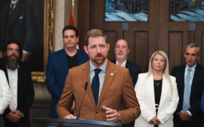 « Chauffeurs au rabais »: Xavier Barsalou-Duval dénonce le laisser-aller d’Ottawa qui menace la sécurité routière