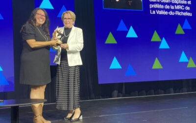 Marilyn Nadeau reçoit le Prix Elsie-Gibbons 2026 de la FQM: une reconnaissance de son engagement pour favoriser la place des femmes en politique municipale